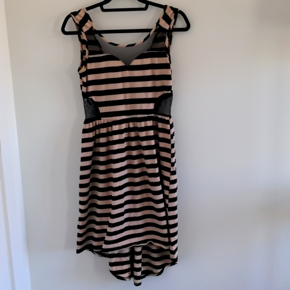 COPY - Striped high low dress - Picture 2 of 4